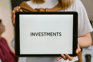 Investment Planning Tips for People Close to Retirement - Featured image