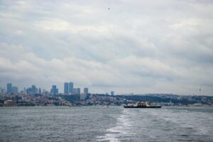 Most Popular International Retirement Destinations for Americans - Featured image