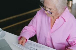 Understanding Full Retirement Age: Comparing 66, 67, and 70 - Featured image