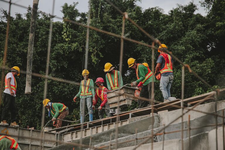 At Least 18% of Workers Over 65 Are Still in the Workforce — the Highest Rate in 50 Years - Featured image