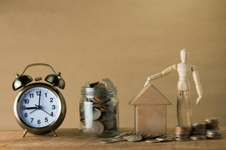 How Investment Strategies Change Once You Retire - Featured image