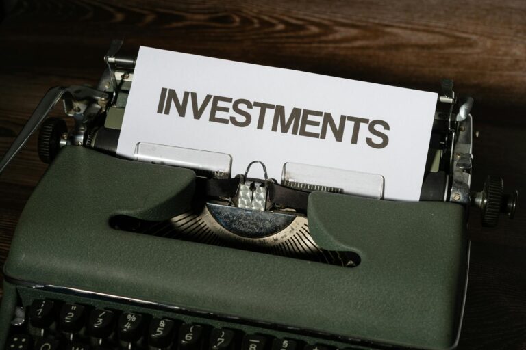 Is It Smart to Keep Investing After You Retire - Featured image