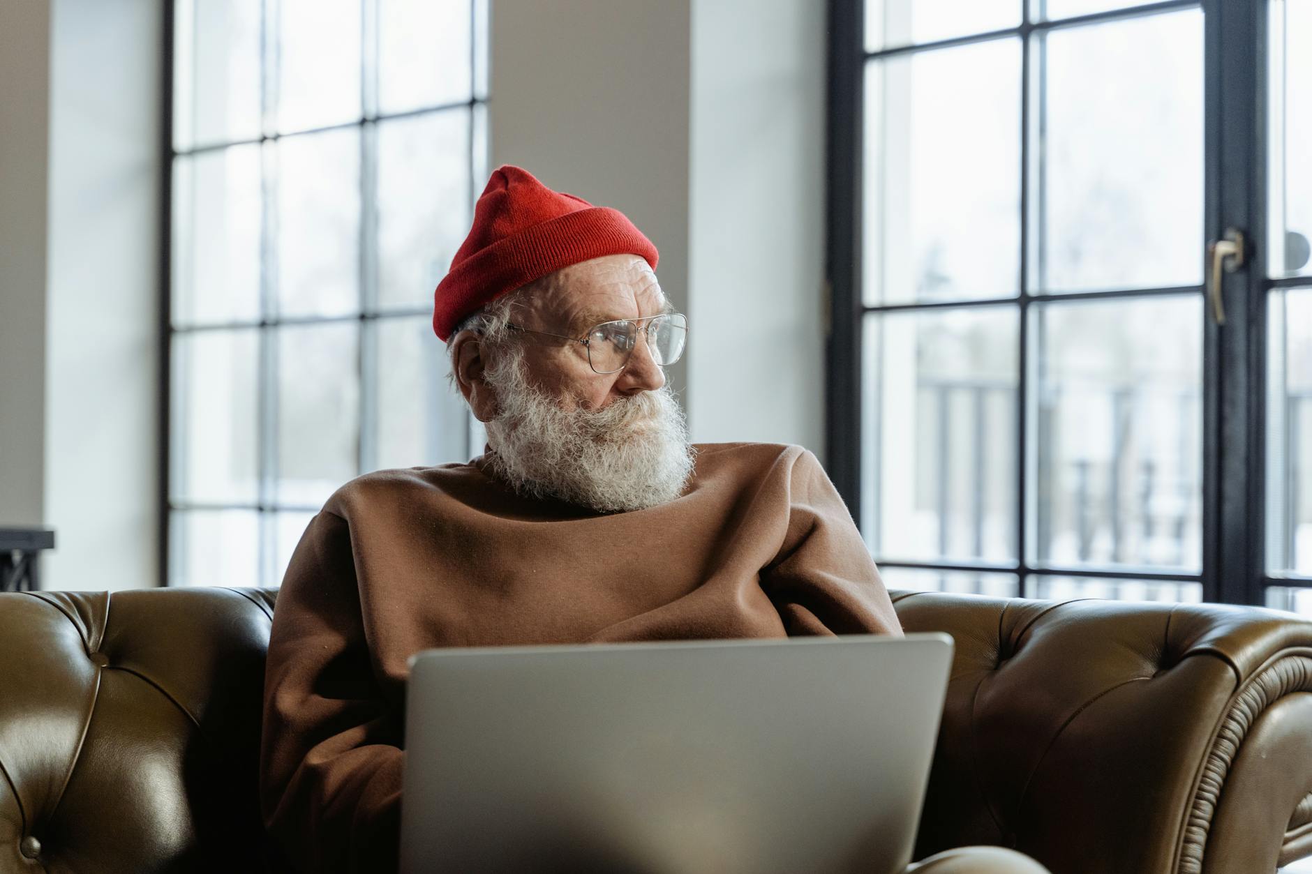 Red Flags in Fee Structures and What Advisors Won't Tell You