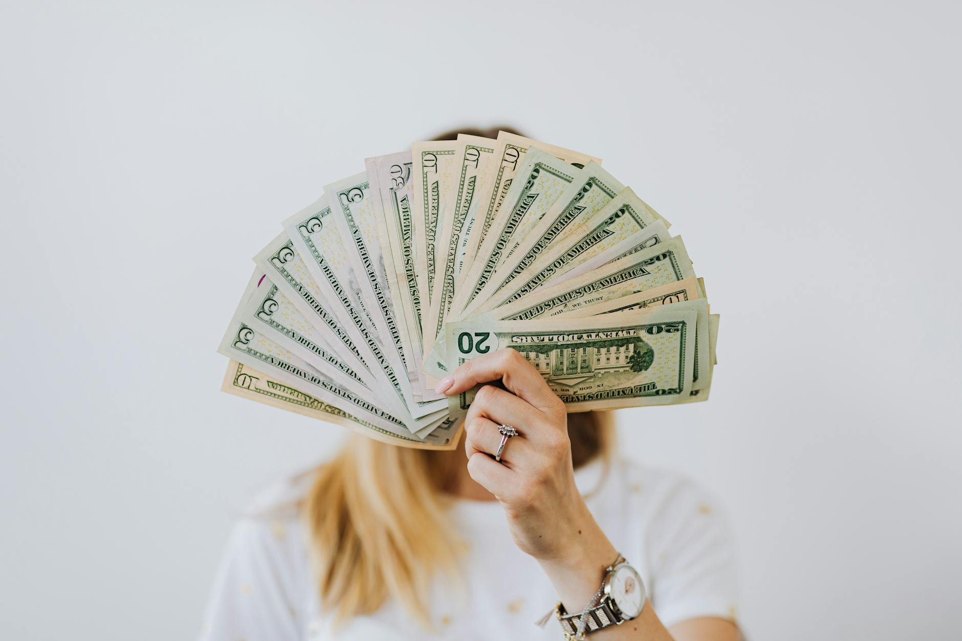 Warning: The Average American Spends 20 Years in Retirement — Most Plans Don't Account for That Length - Featured image