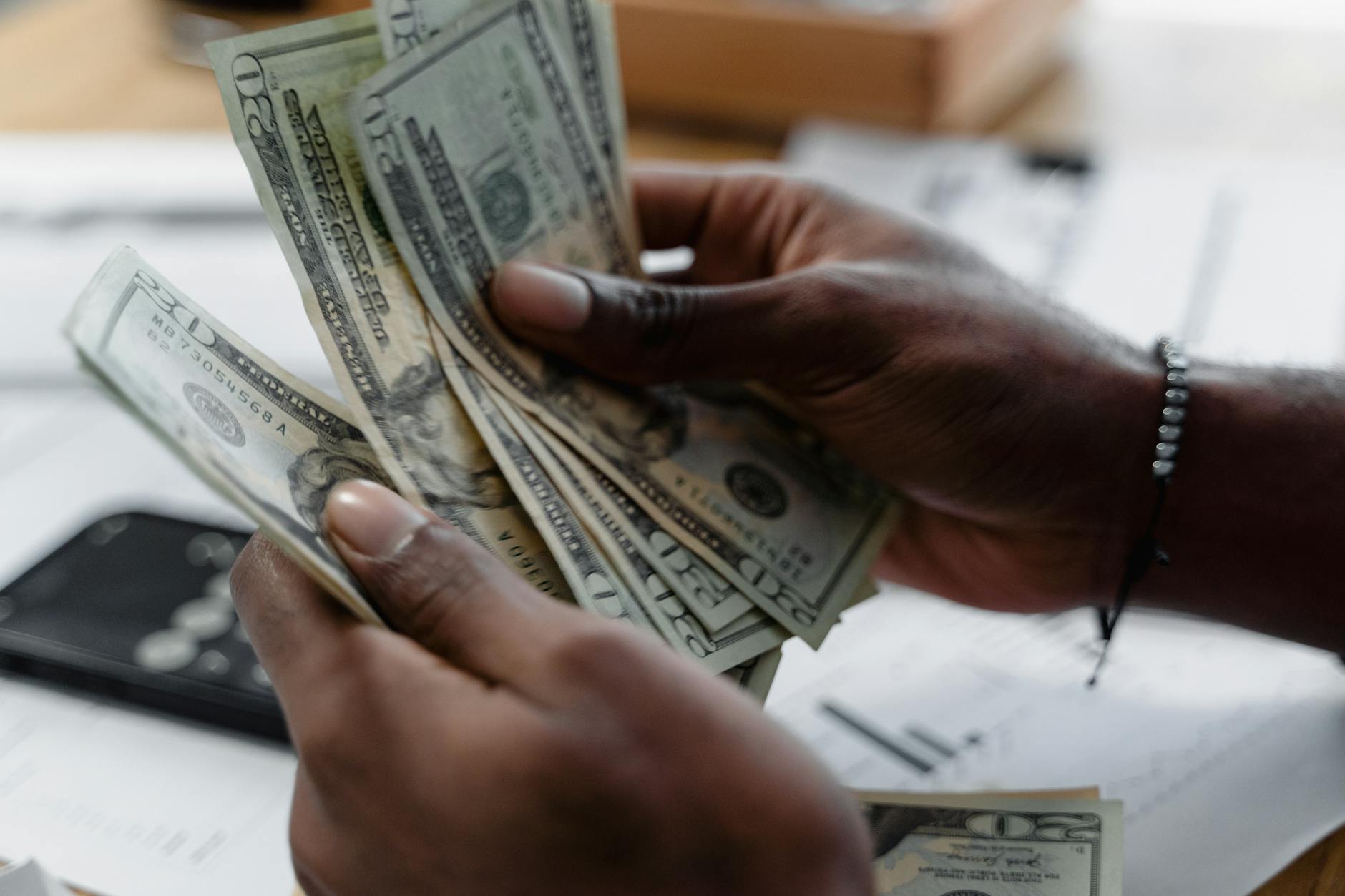 WHAT INCOME COUNTS TOWARD THE SOCIAL SECURITY TAXATION THRESHOLD?