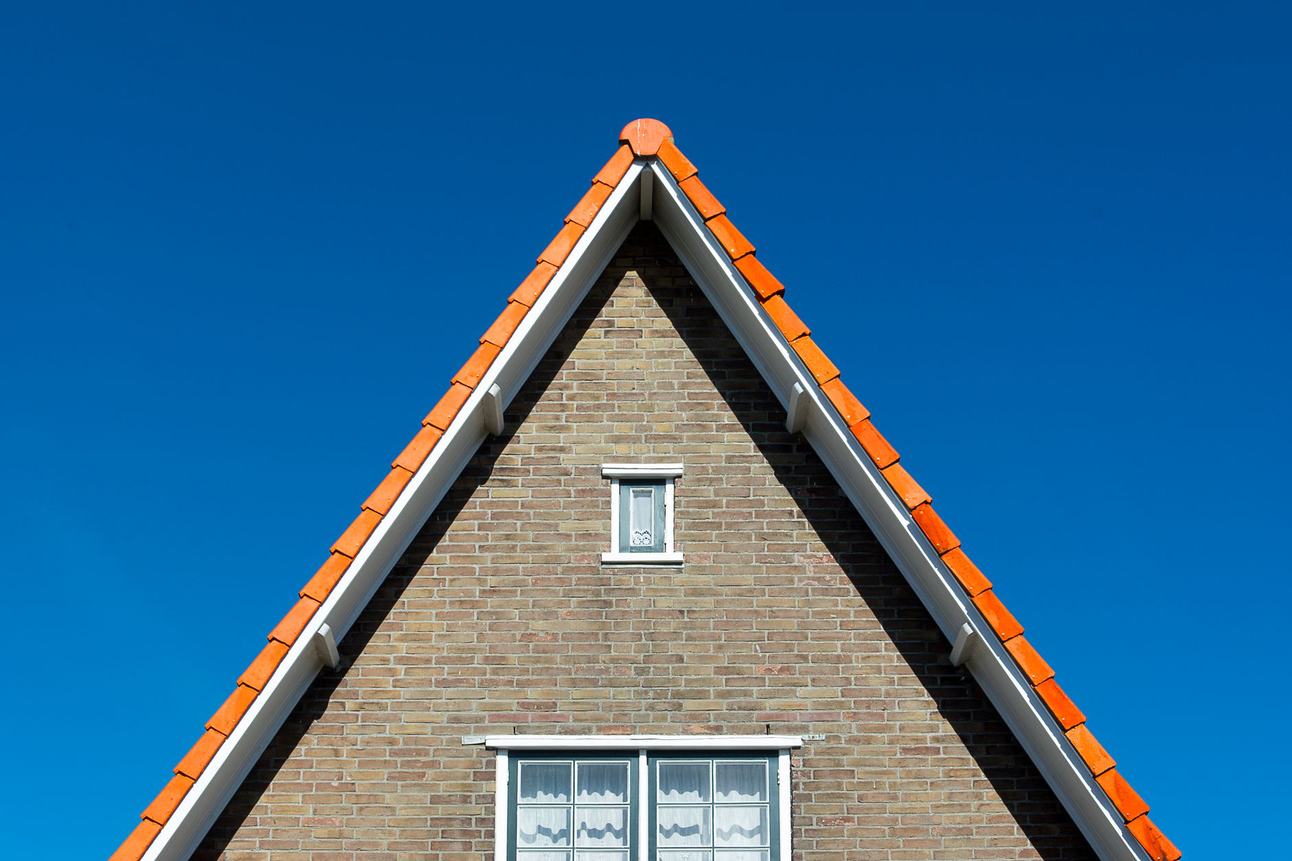 How Do Medical Needs Shape the Home Care Versus Nursing Home Decision?