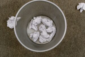 How Top Earners Waste Money Through Excessive Social Media Spending - Featured image