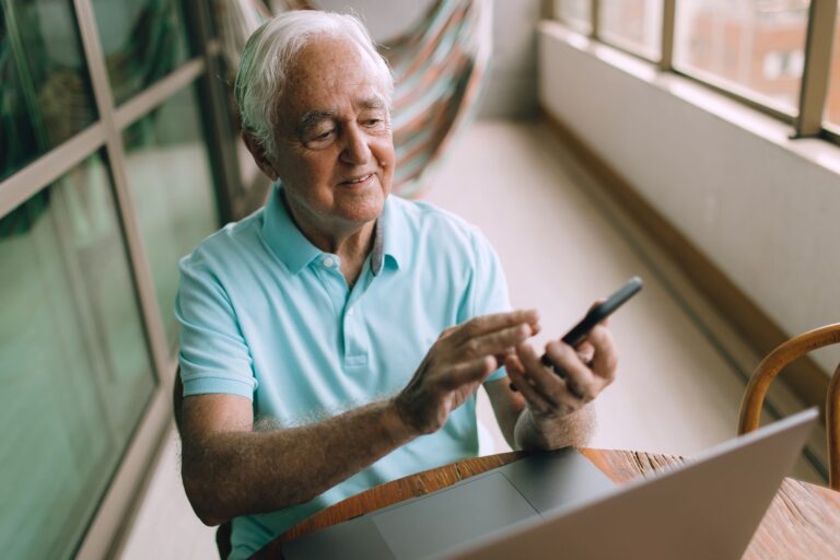 New Study Found 41% of Retirees Say They Would Compromise Their Own Medical Care to Pay for a Pet - Featured image