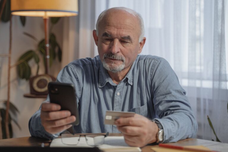 Social Security Timing: When to Claim Benefits for Maximum Retirement Income - Featured image