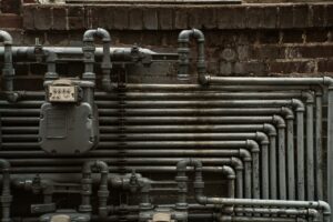 Underground Gas Rupture Triggers Mass Evacuation Alert in Residential Zone - Featured image
