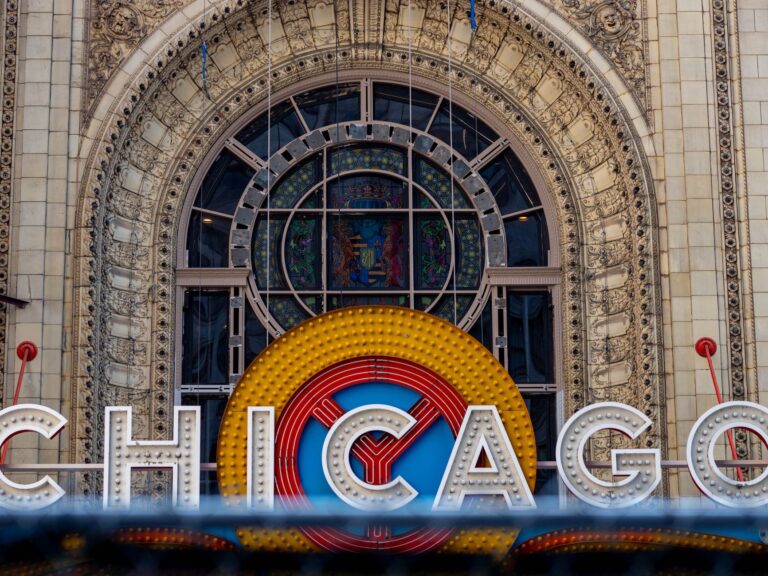 Best Places to Retire in Illinois - Featured image