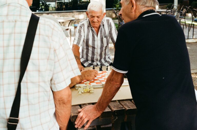 Essential tactics for guarding retirement income sources today - Featured image