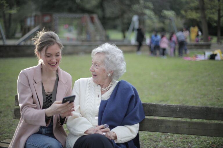 Having the Money Talk with Family - Featured image