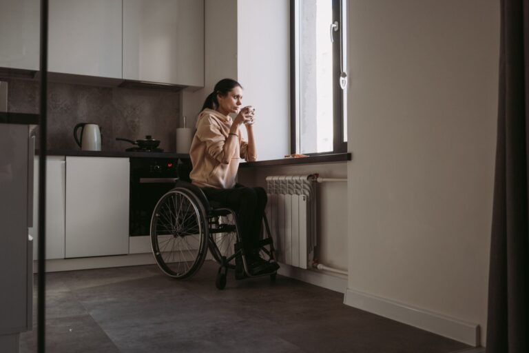 How Bipolar Qualifies for Disability - Featured image
