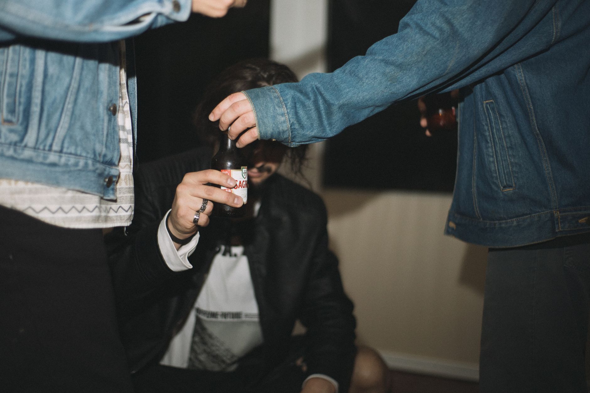 How Do First-Party and Third-Party SNTs Differ in Their Legal Origins and Funding?