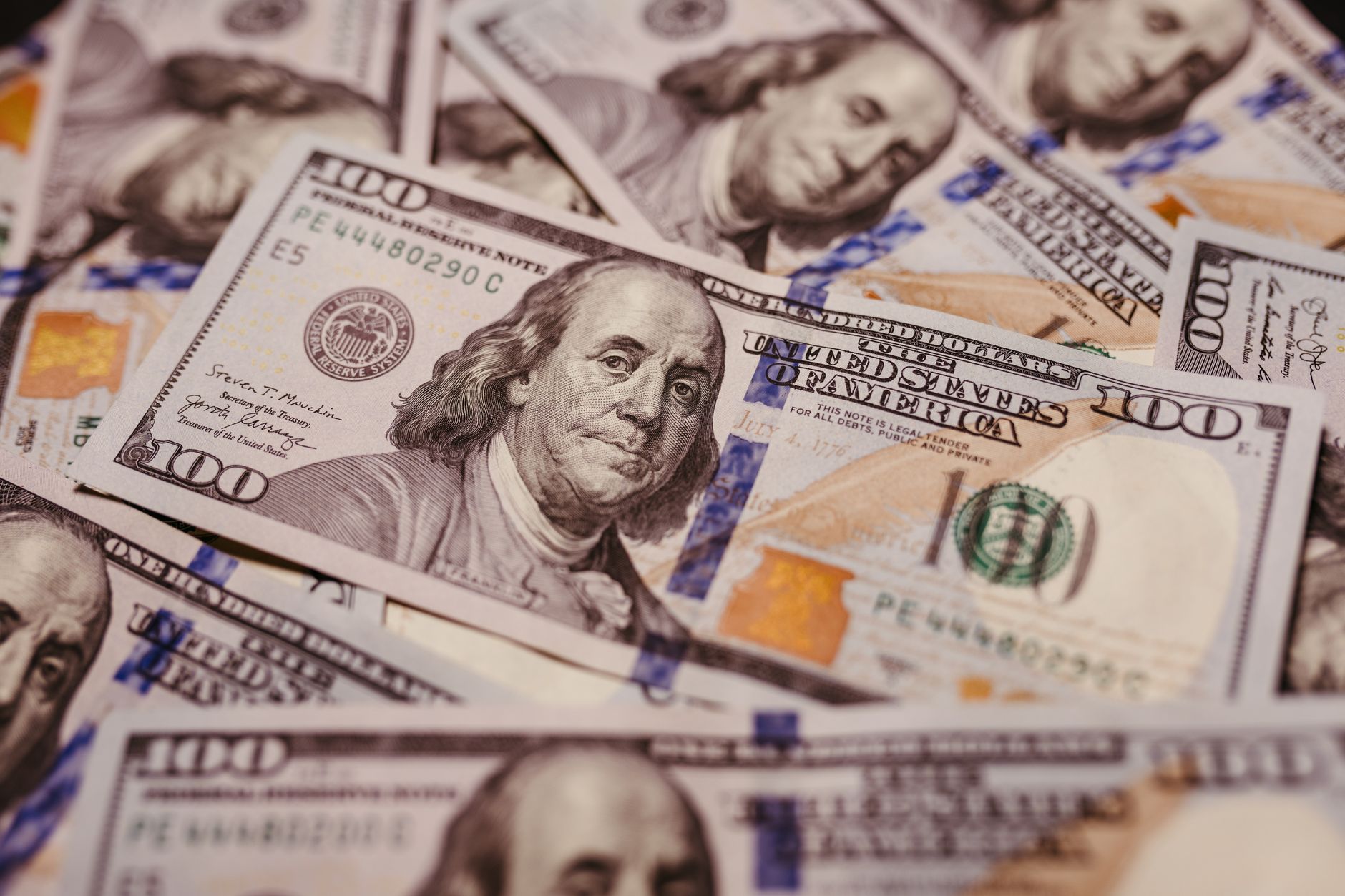 How Is a Retirement Paycheck Different From Wages?