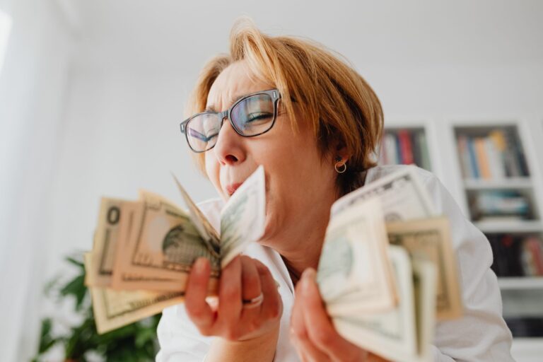 Investment Expert Schwab Disputes Common Social Security Myth: New Perspective on Benefits - Featured image