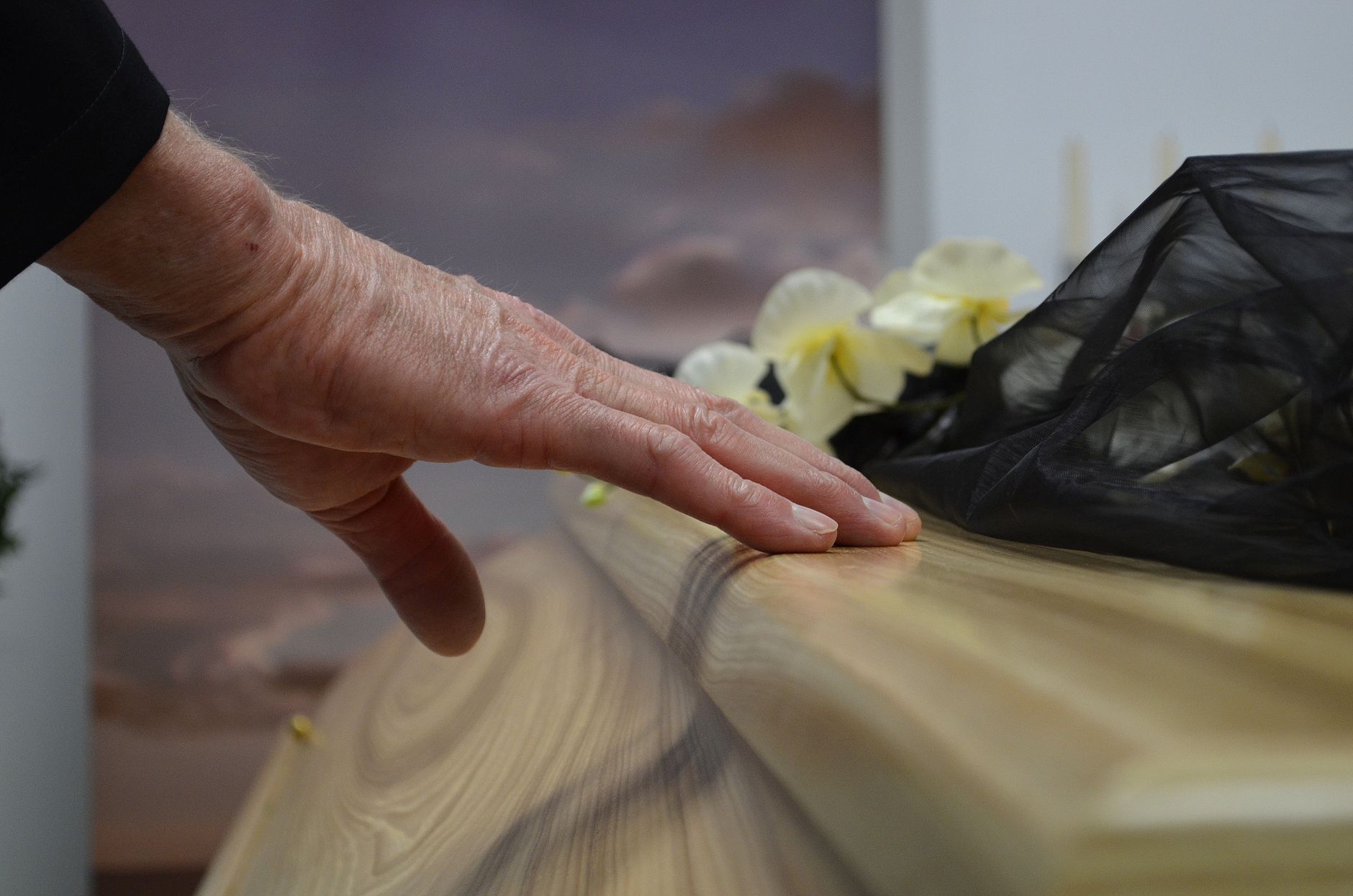 Mortality Risk and Unexpected Health Changes