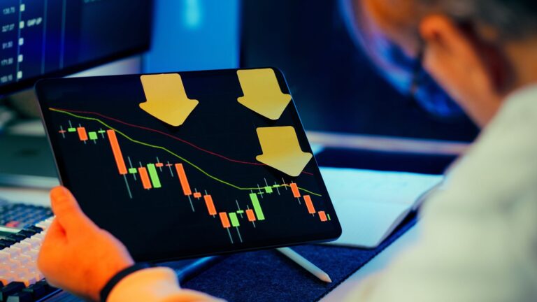 Protecting Against Market Crashes - Featured image