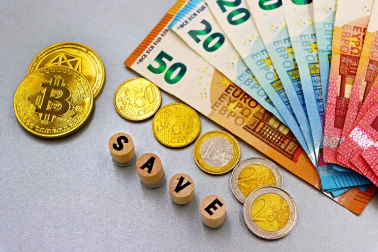 The Retirement Savings by Age Guide - Featured image