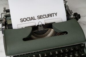 Will your Social Security benefit amount decrease? What happens if the fund depletes in 2032 - Featured image