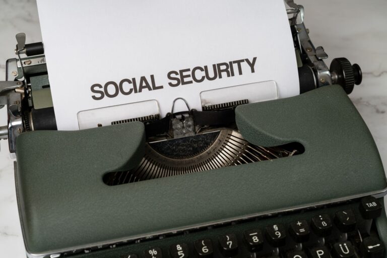 Will your Social Security benefit amount decrease? What happens if the fund depletes in 2032 - Featured image