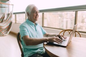 Employer Retiree Health Insurance Doesn't Protect Against Medicare Penalties - Featured image